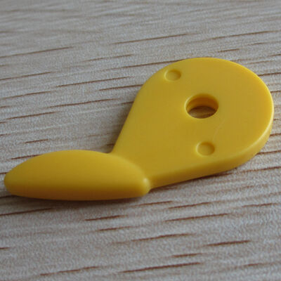 Customized Yellow Blade Holder with Matte Finish via Single Shot Injection Molding